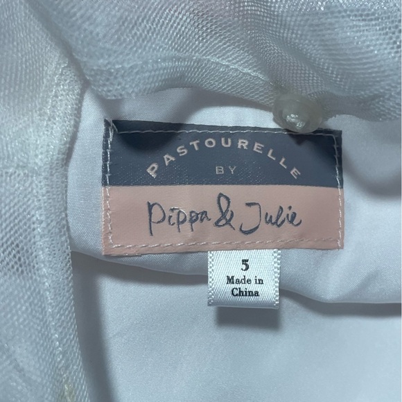 Pippa & Julie White and Pink Floral Kids Dress Size 5 - Picture 3 of 6